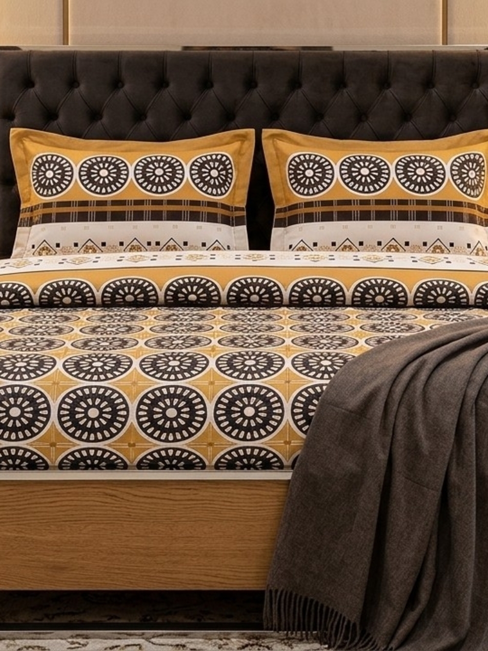king size Yellow, white and brown geometric patterned duvet comforter set